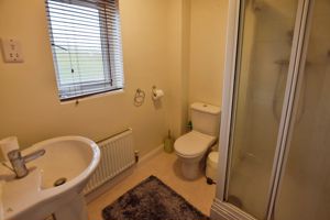 En-suite- click for photo gallery